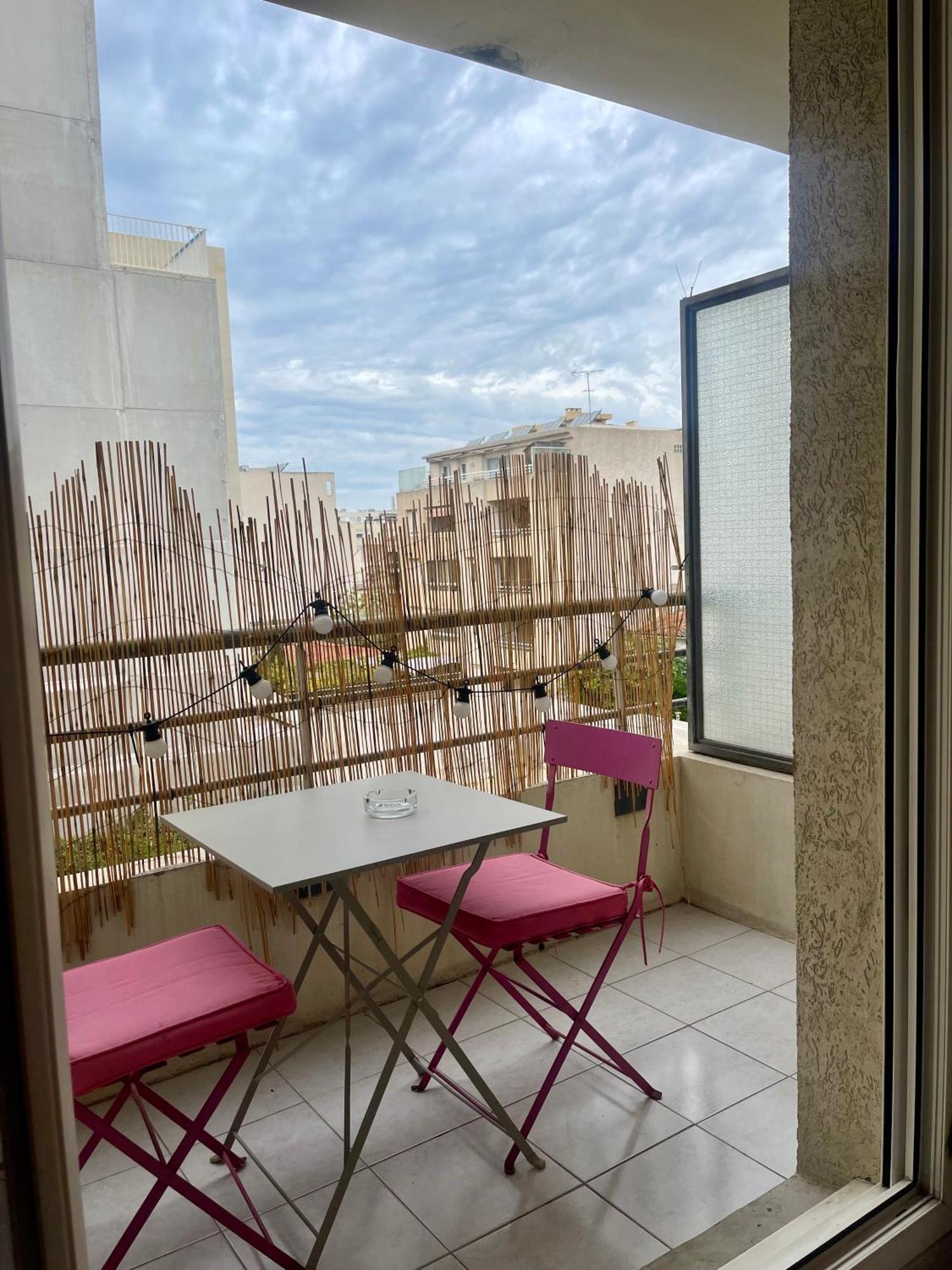 Studio Avec Place De Parking A La Timone Marseilles Exterior foto